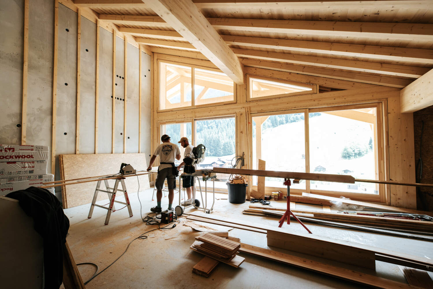 Travaux d'isolation et de menuiserie bois dans le Chablais